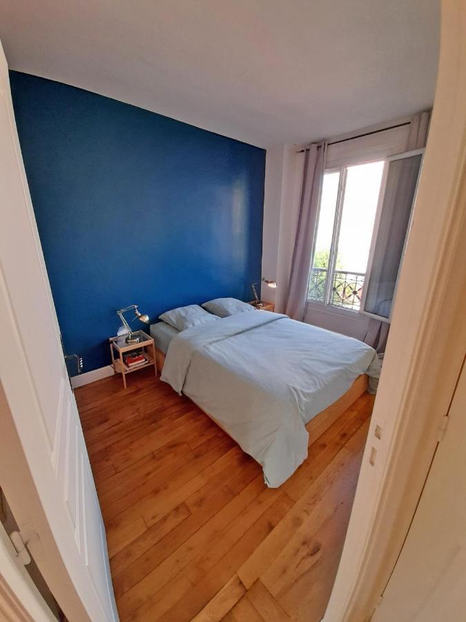 Tres Beau 2P Avec Vaste Sejour Ensoleille - A 50 M Du Metro Du Marche Et De La Mairie Appartement Clichy Buitenkant foto